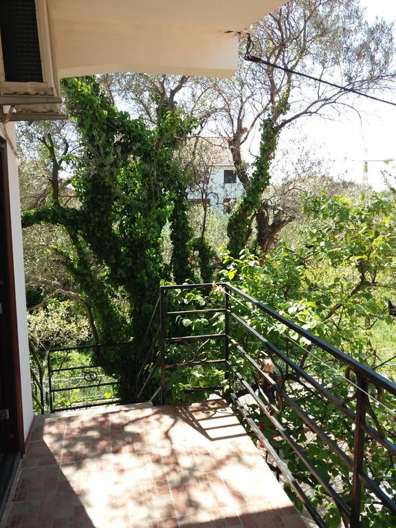 Apartmani Na Moru Бар Екстер'єр фото
